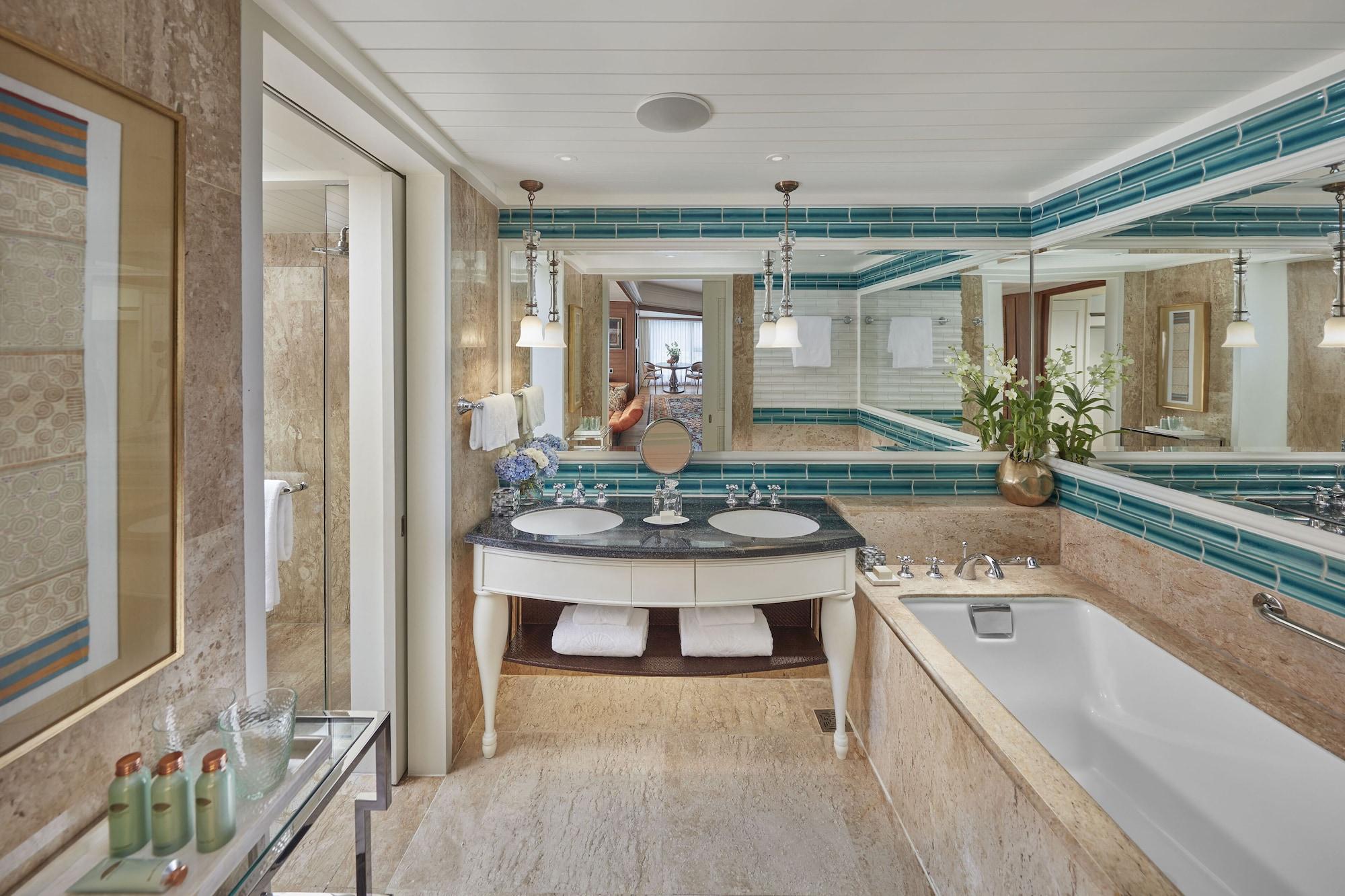 Mandarin Oriental, Отель
